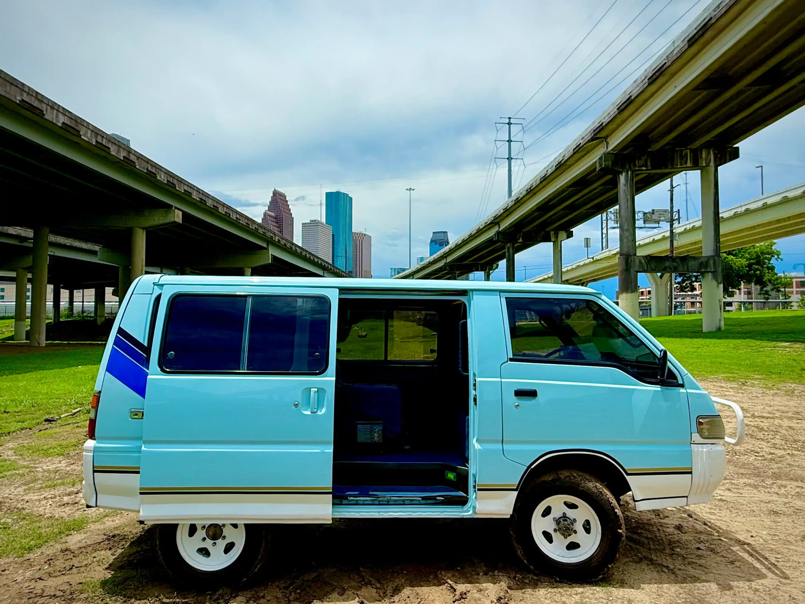 1992 Mitsubishi Delica L300 - 3