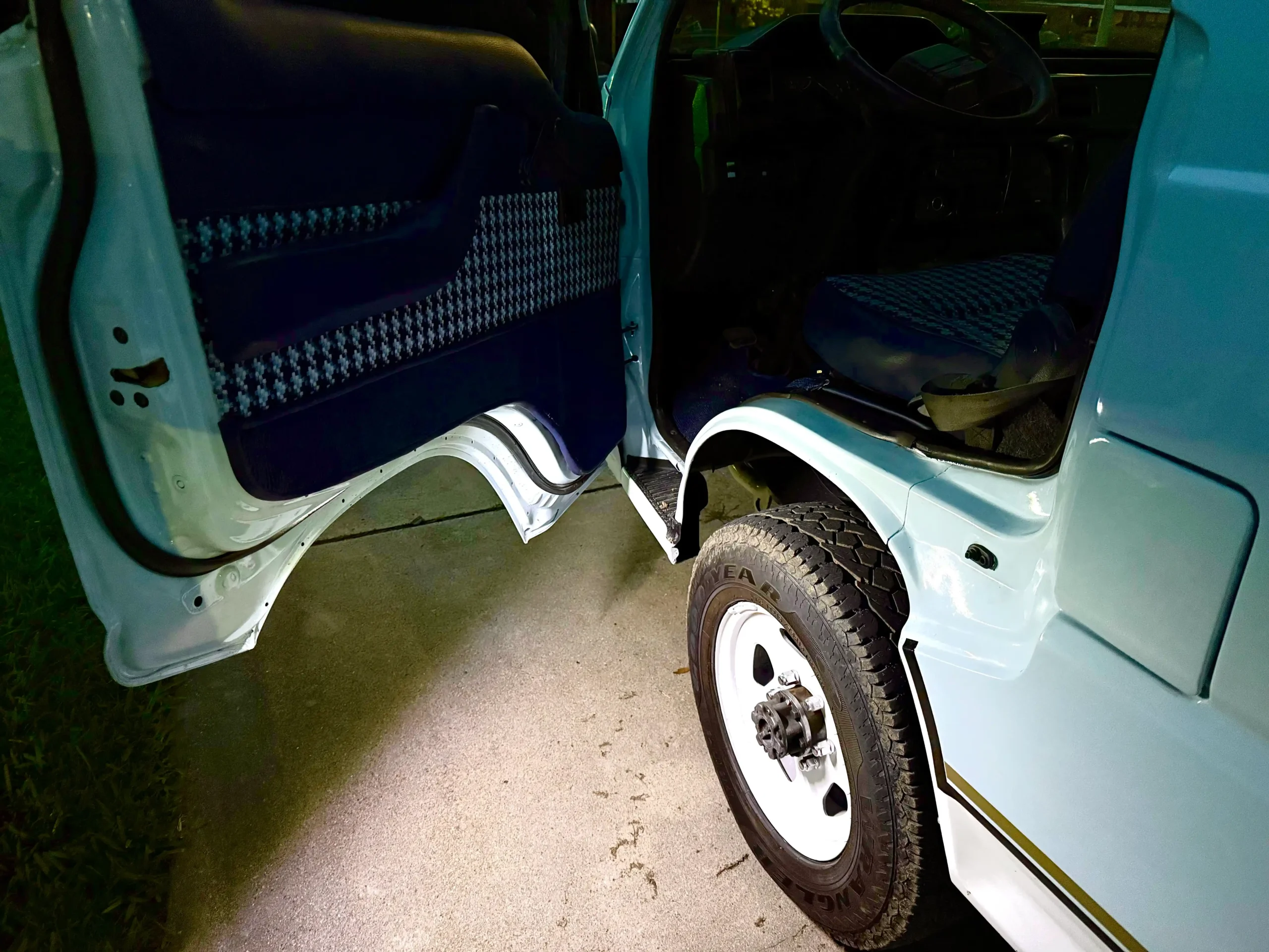 1992 Mitsubishi Delica L300