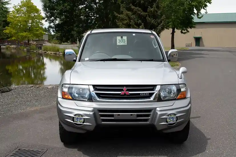 2000 Mitsubishi Pajero Super Exceed GDI - 3