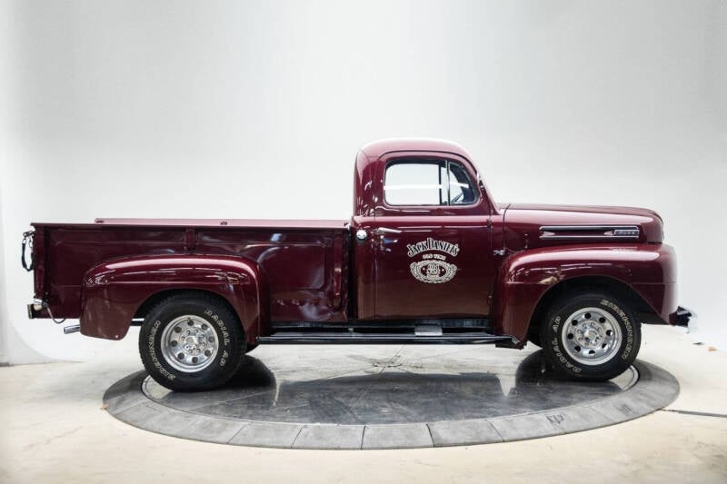 1949 Ford F-3