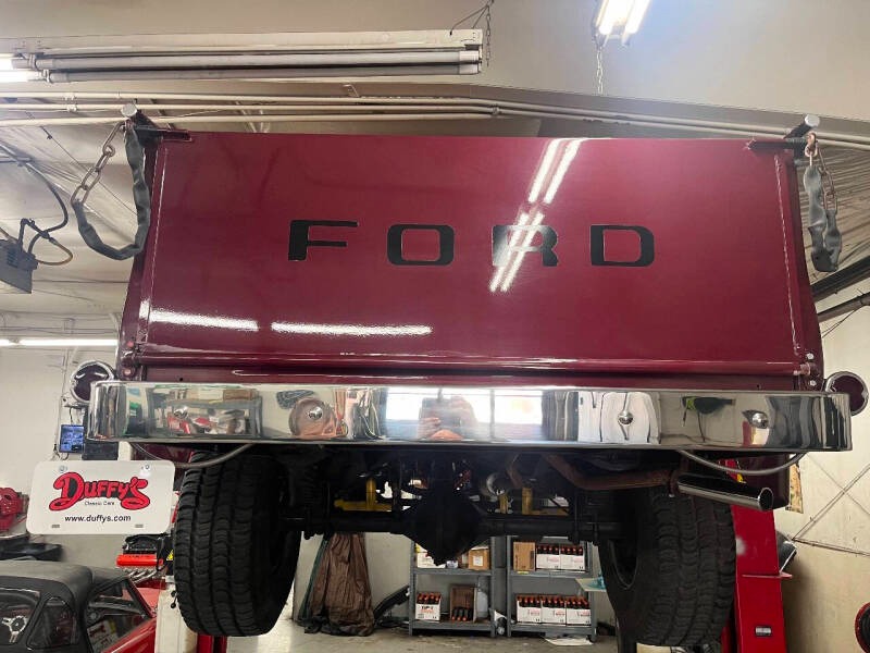 1949 Ford F-3
