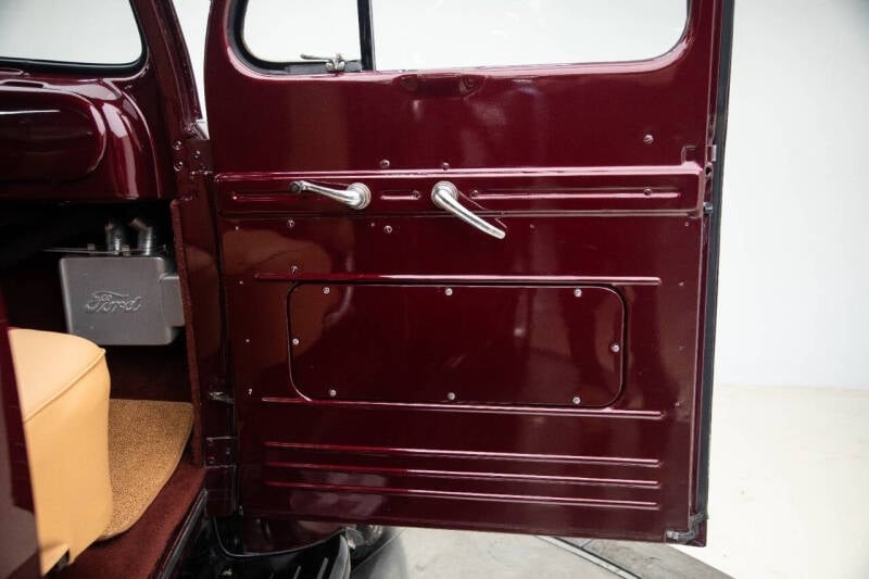1949 Ford F-3