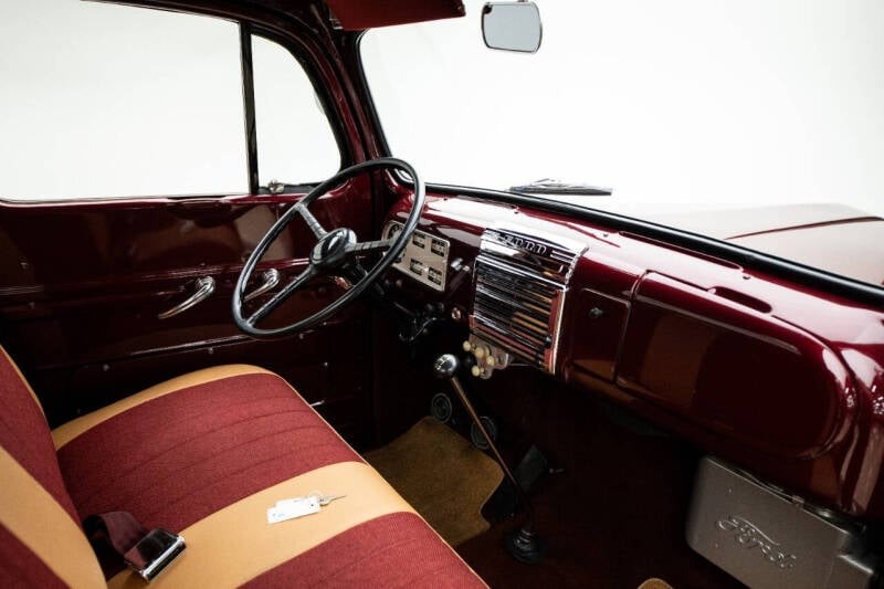 1949 Ford F-3