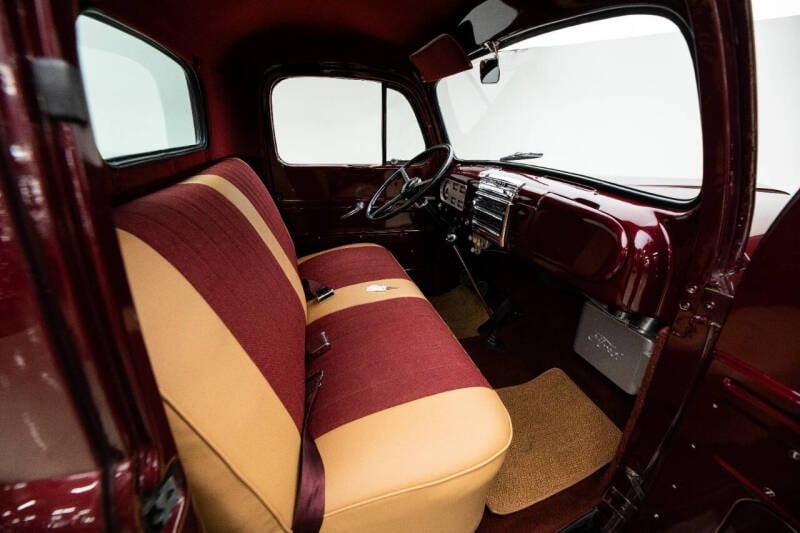 1949 Ford F-3