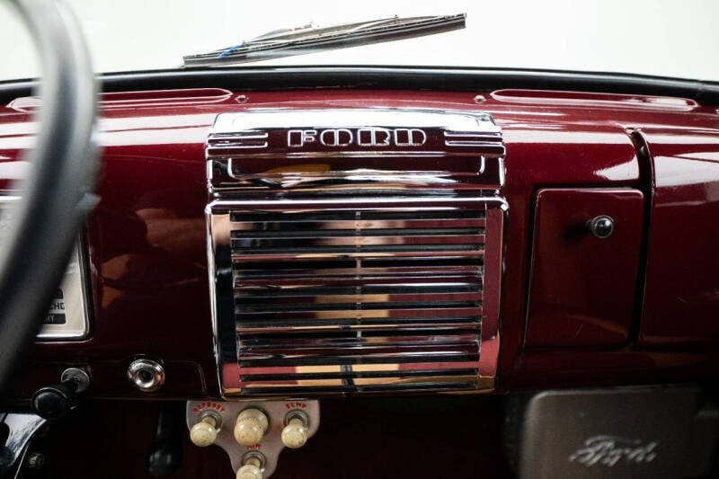 1949 Ford F-3