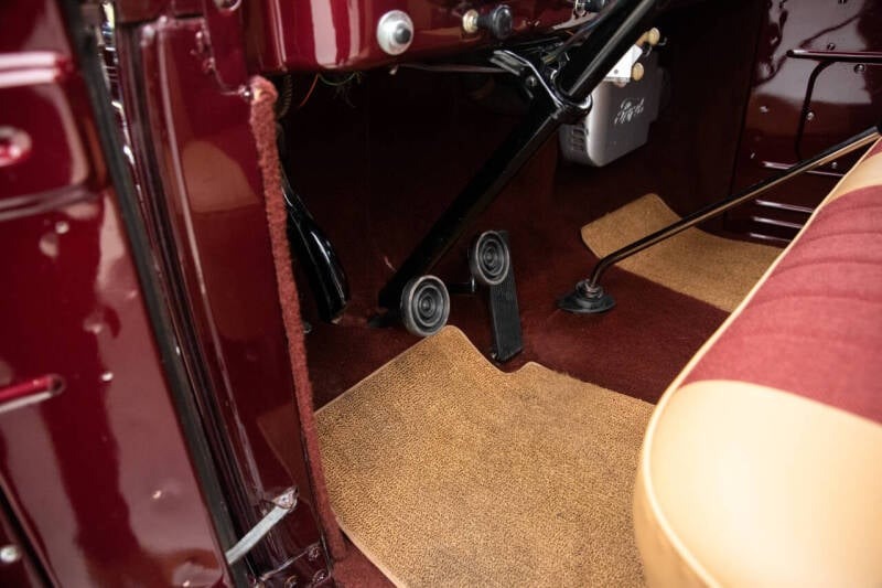 1949 Ford F-3