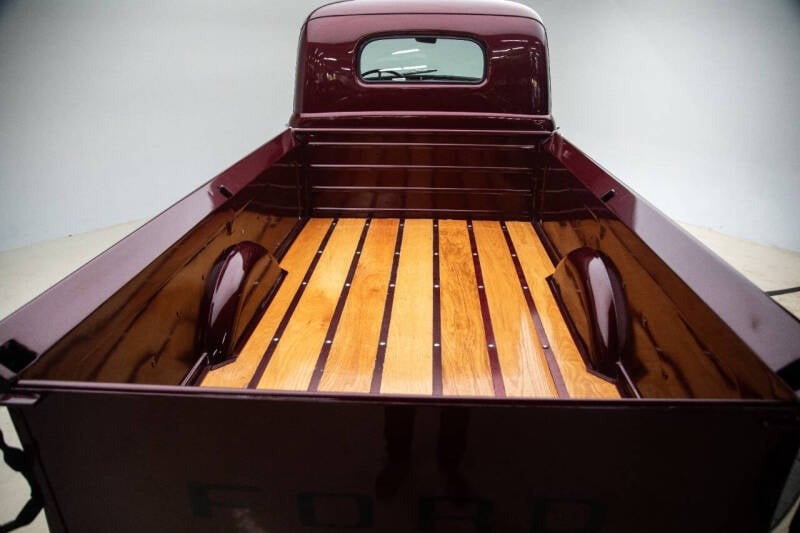 1949 Ford F-3