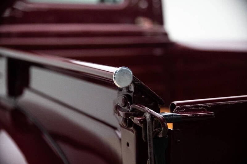 1949 Ford F-3