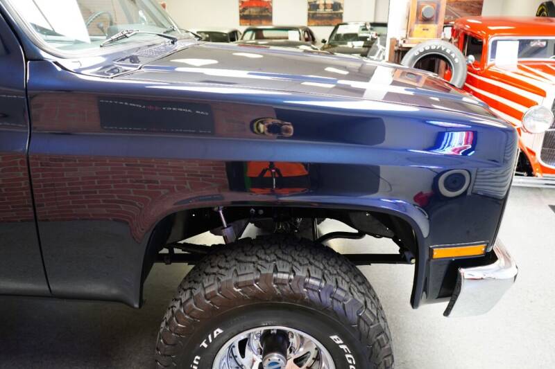 Sold: 1975 Chevrolet K10 Custom