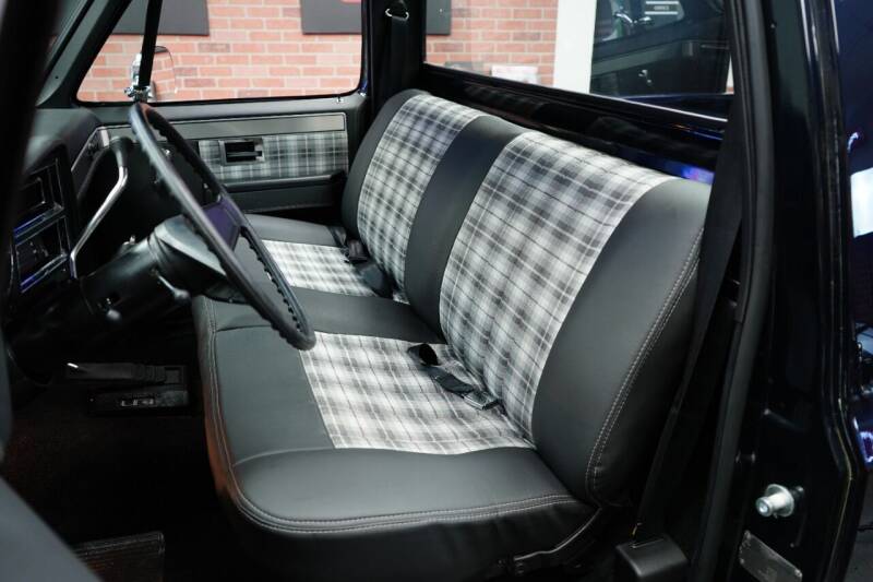 Sold: 1975 Chevrolet K10 Custom