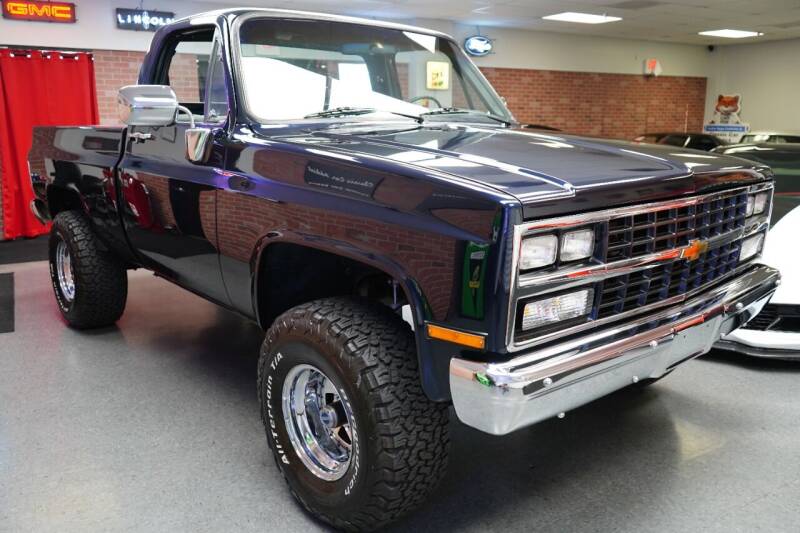 Sold: 1975 Chevrolet K10 Custom