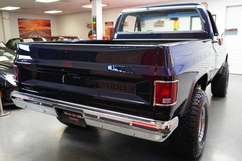 Sold: 1975 Chevrolet K10 Custom