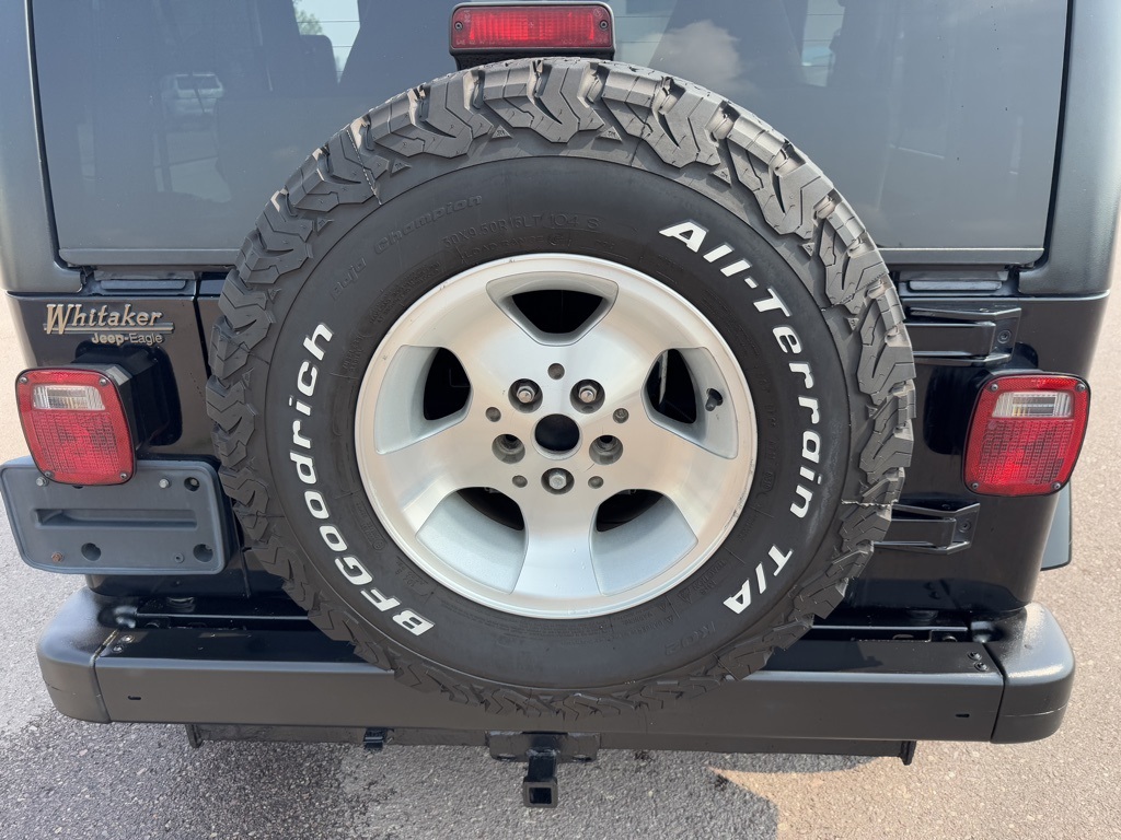 2002 Jeep Wrangler Sahara - 5