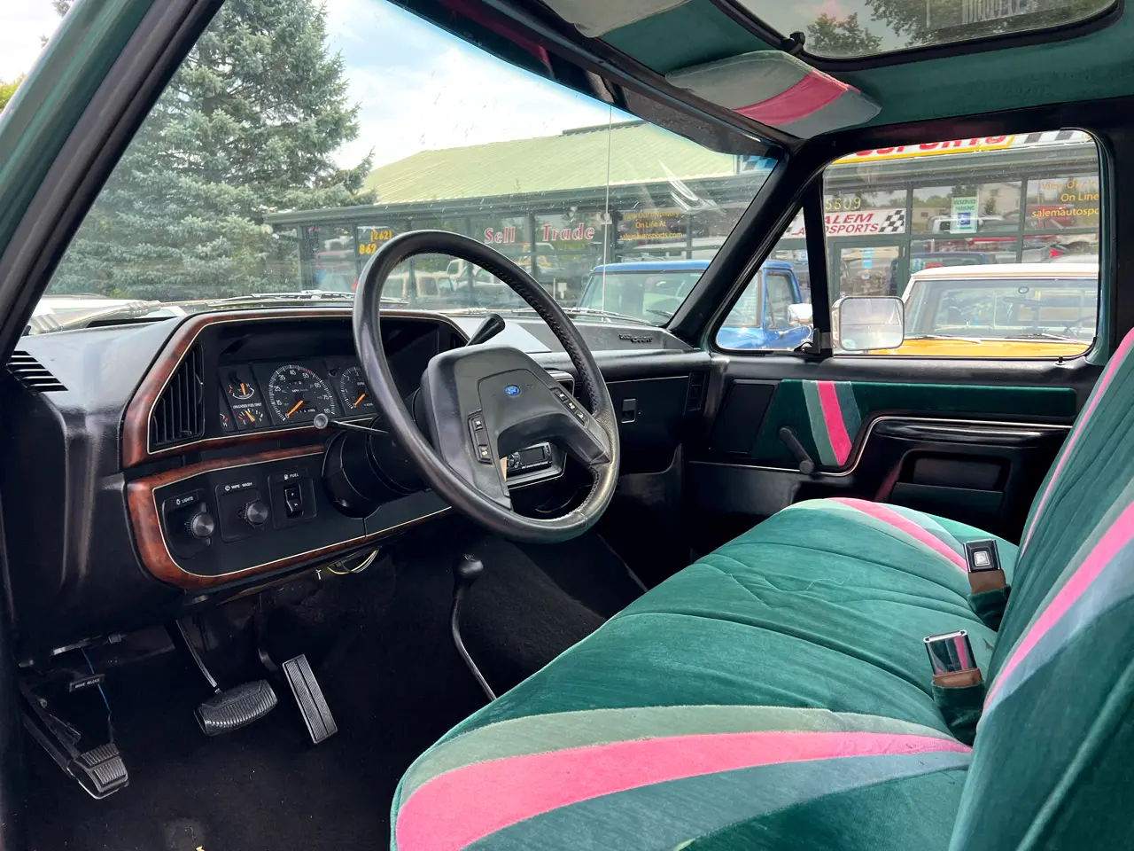 1990 Ford F-250 XLT Lariat