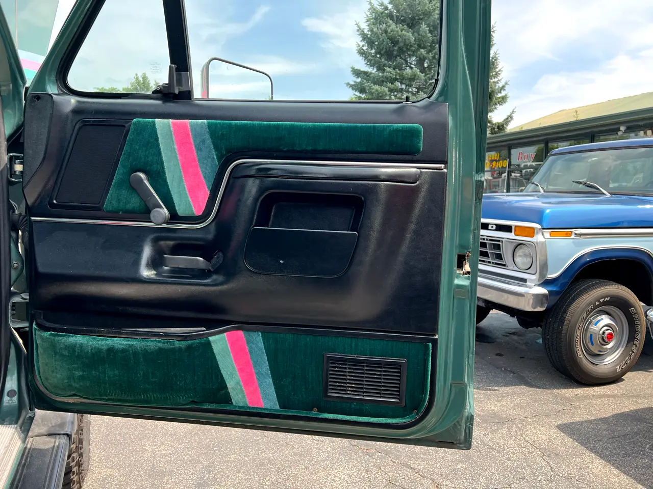 1990 Ford F-250 XLT Lariat - 5