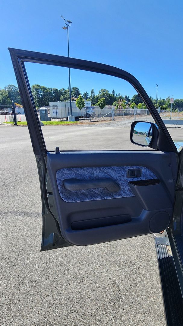 1999 Toyota Land Cruiser Prado