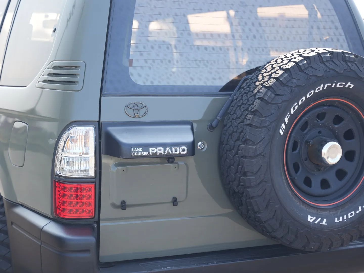 1999 Toyota Land Cruiser Prado