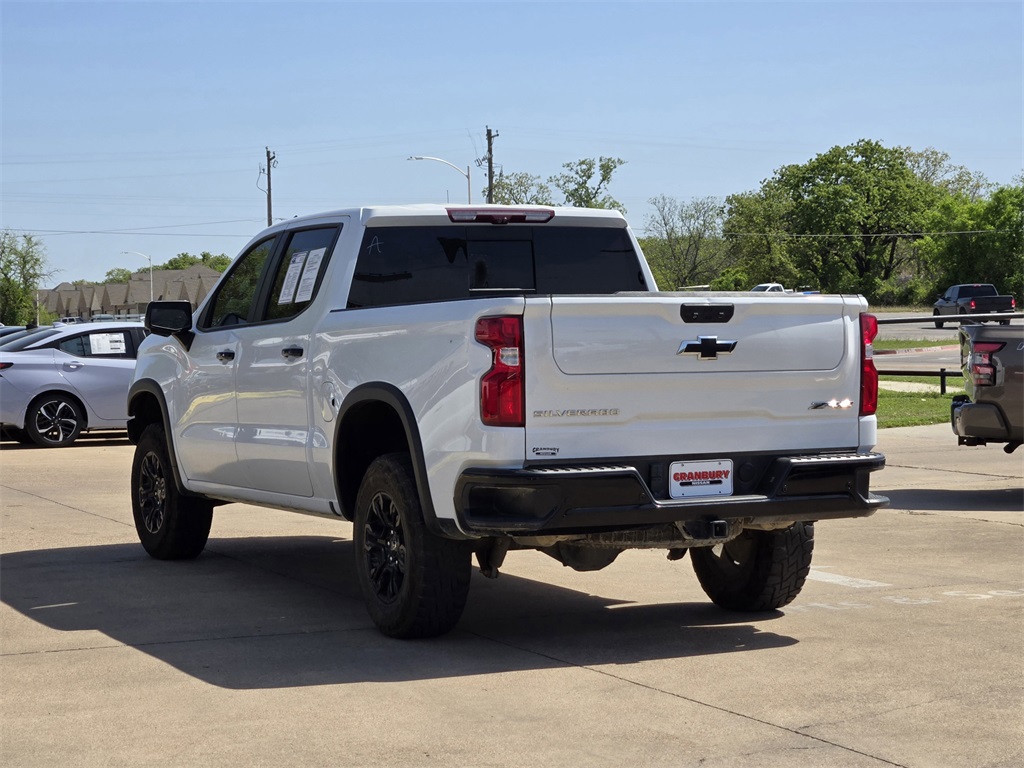 2022 Chevrolet Silverado 1500 ZR2 - 4
