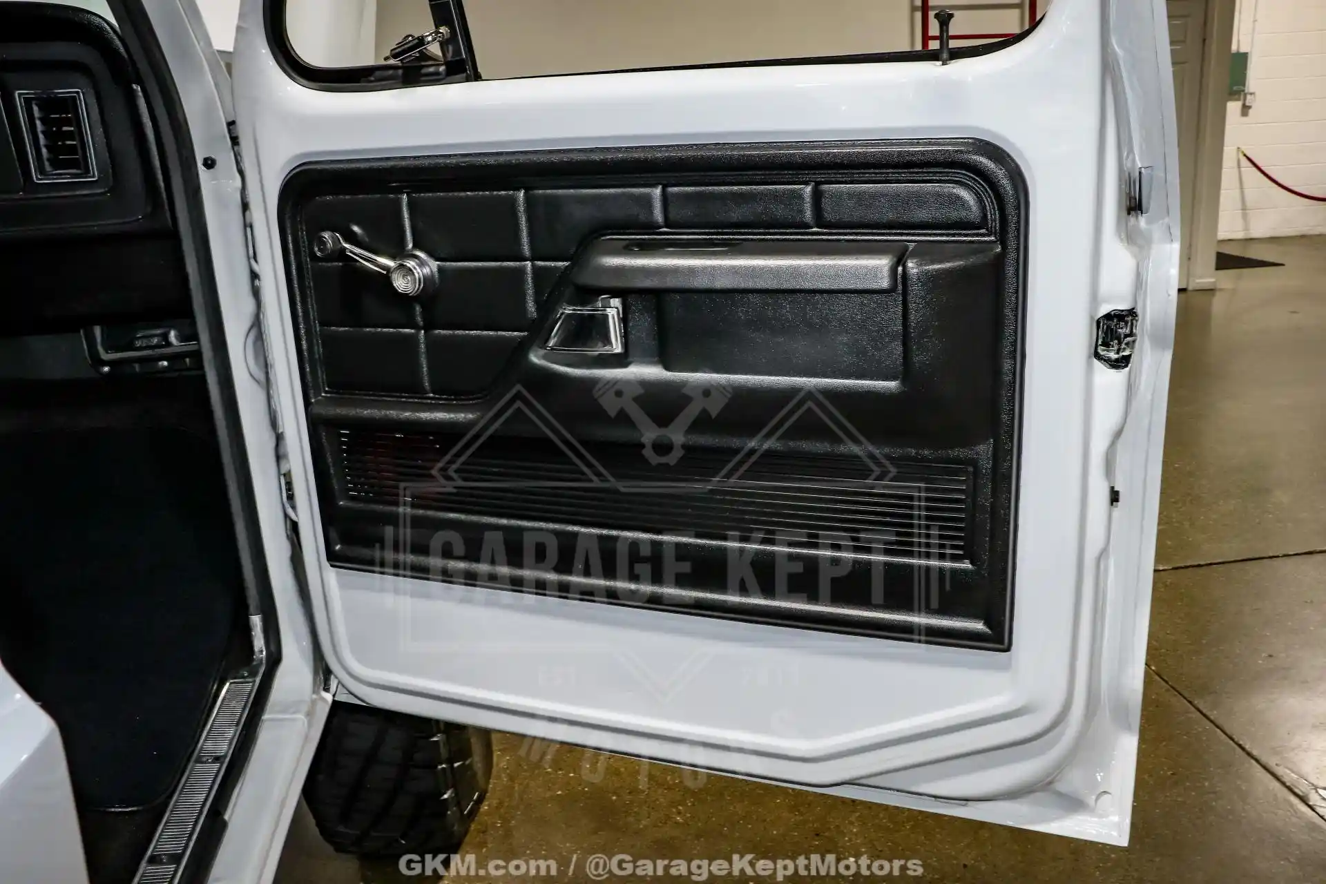 Frame-Off Restored 1978 Ford F-150