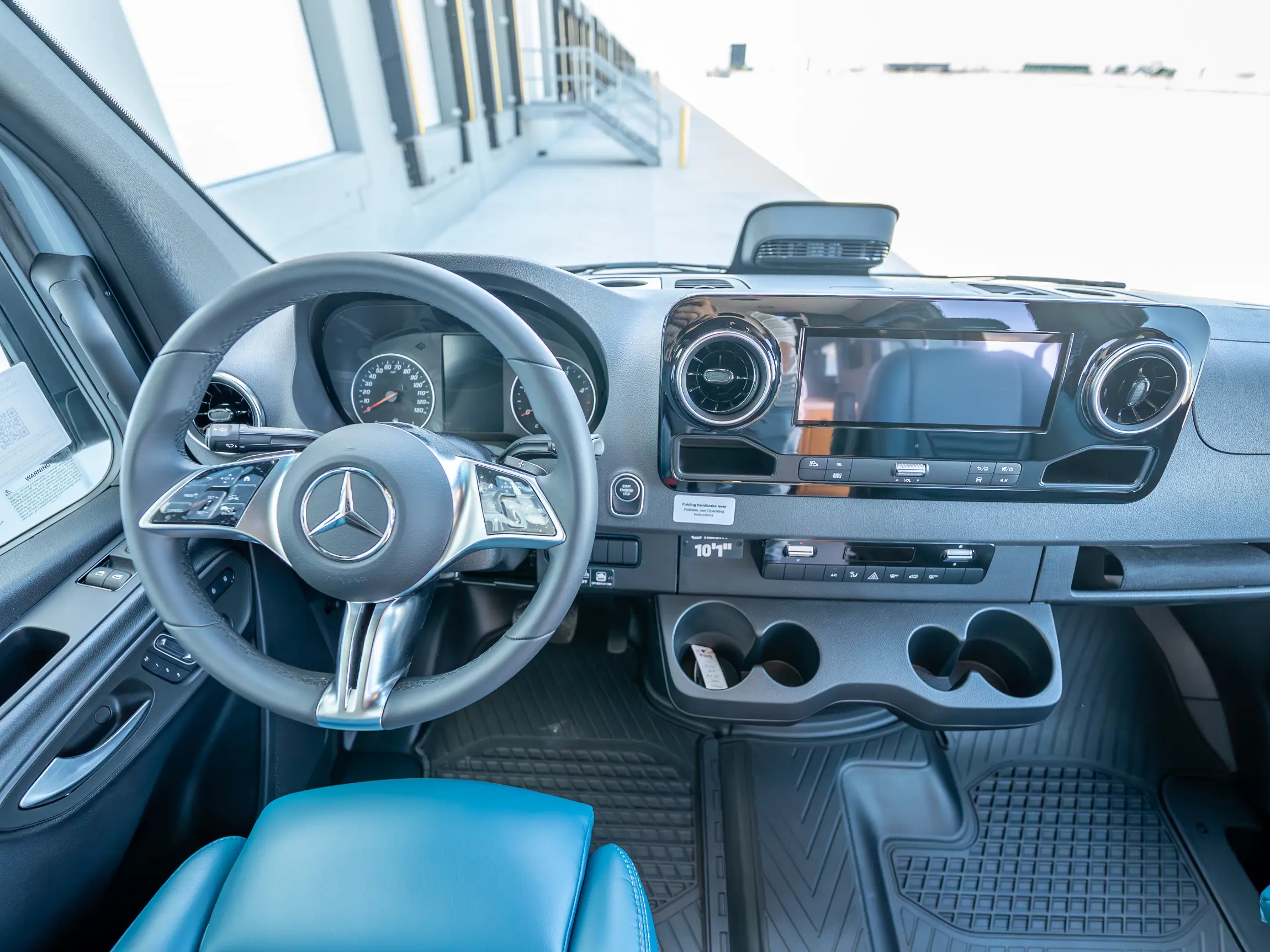 2025 Mercedes-Benz Sprinter 144 Davey Jackson Pro - 2
