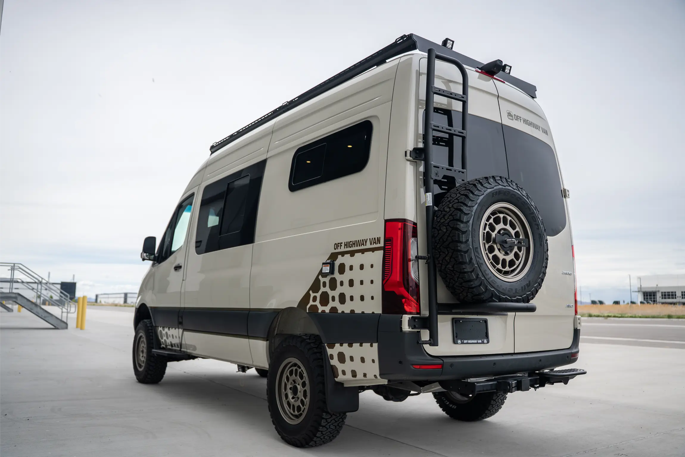 2025 Mercedes-Benz Sprinter 144 Davey Jackson Pro