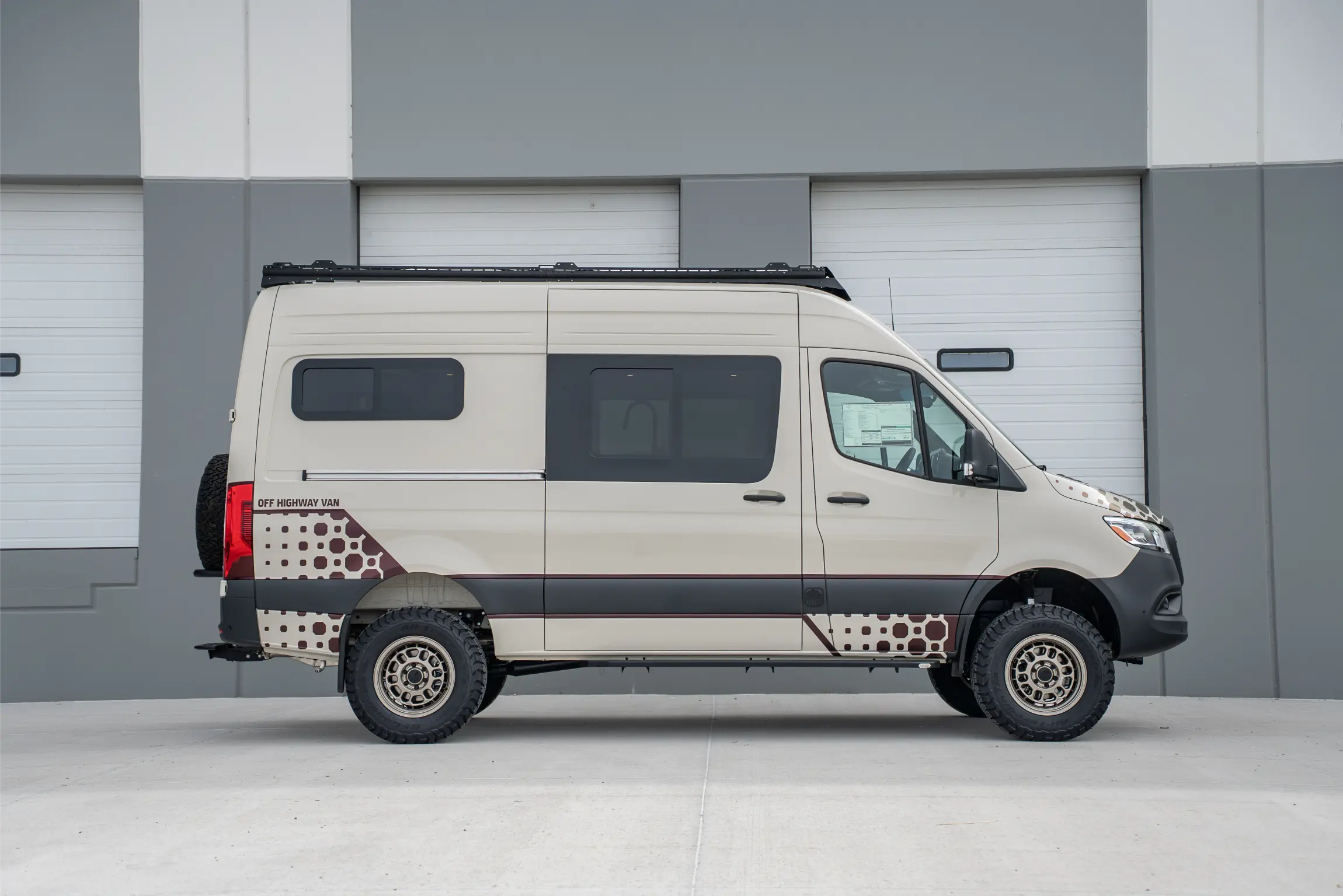2025 Mercedes-Benz Sprinter 144 Davey Jackson Pro
