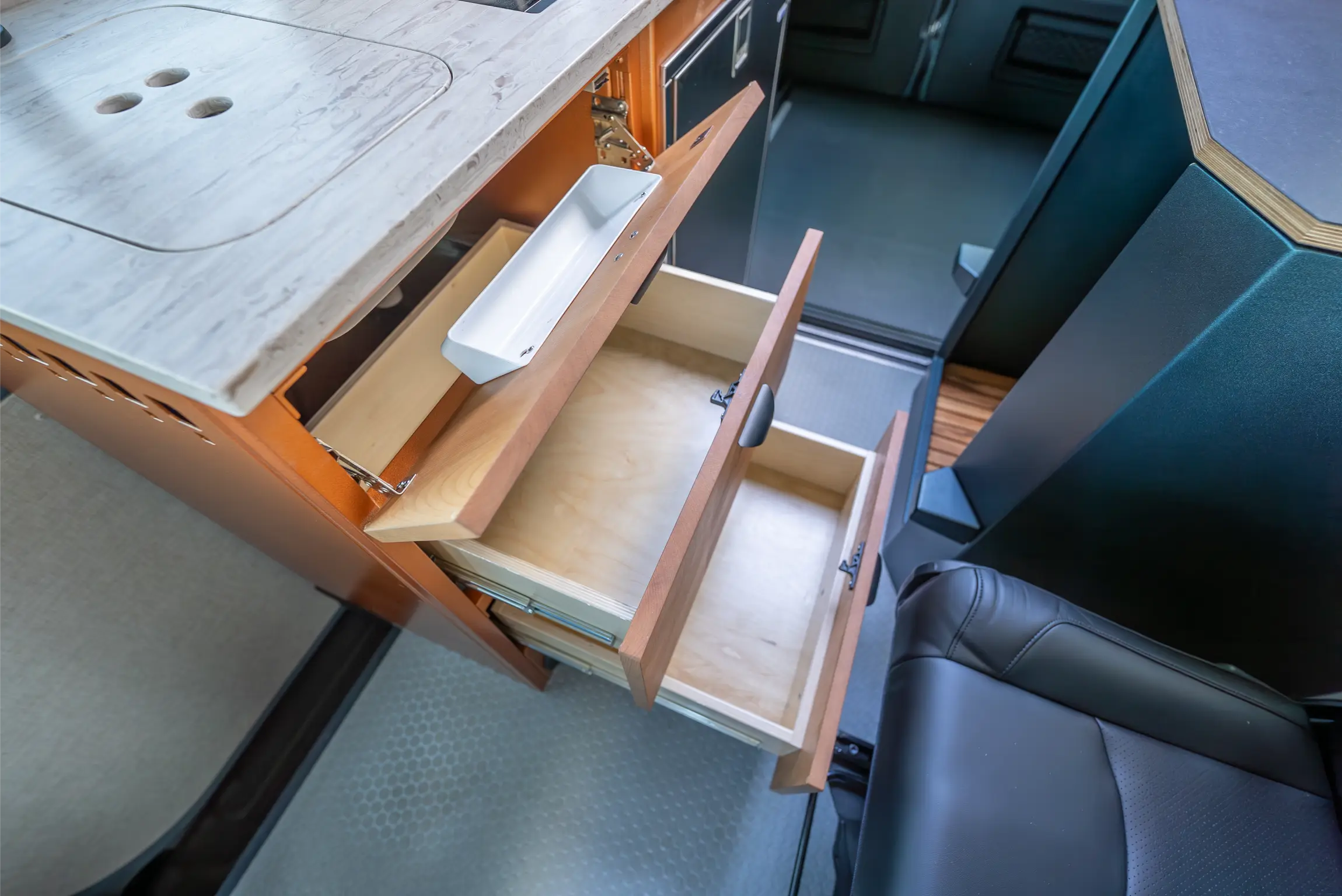 2025 Mercedes-Benz Sprinter 144 Davey Jackson Pro - 5