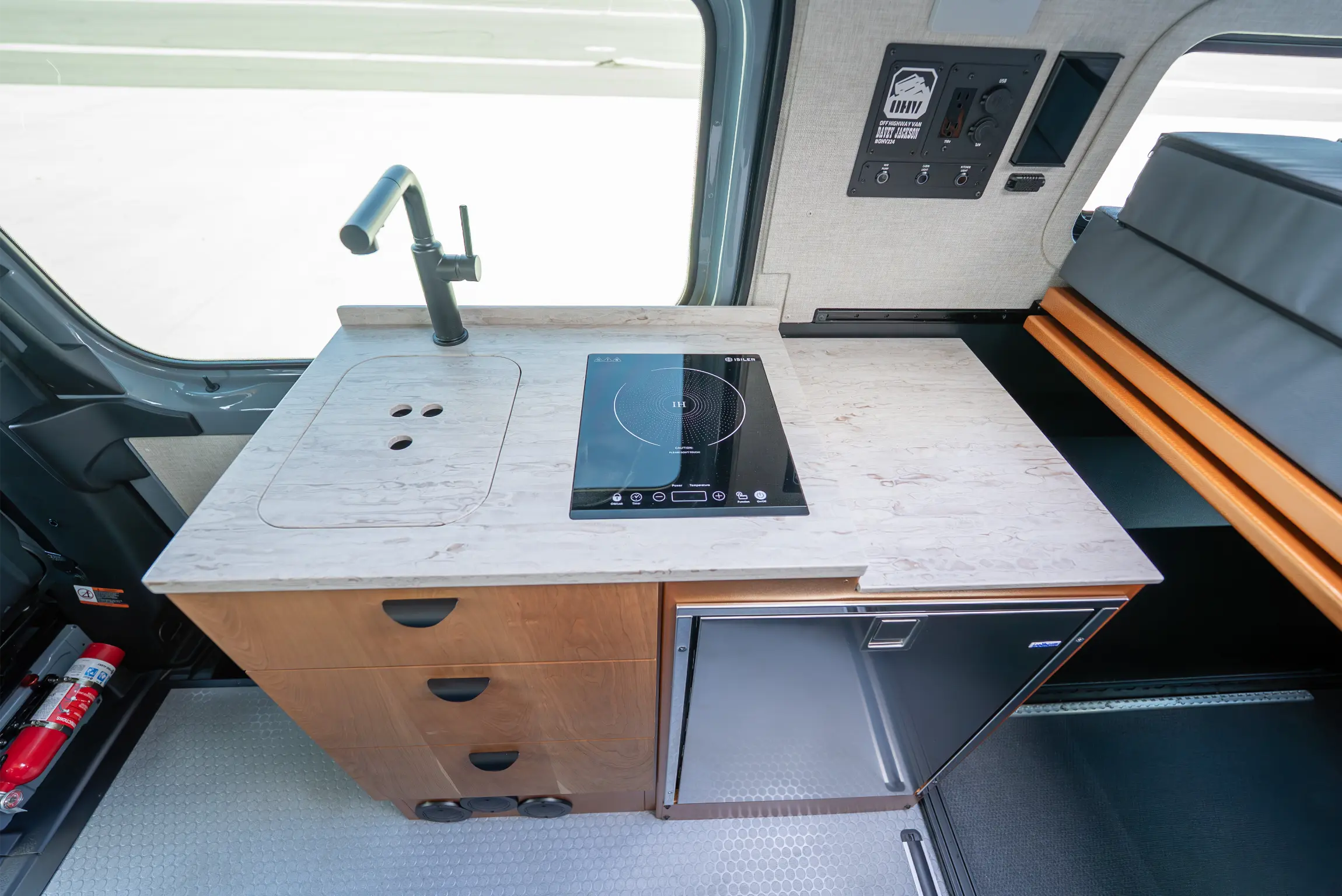2025 Mercedes-Benz Sprinter 144 Davey Jackson Pro