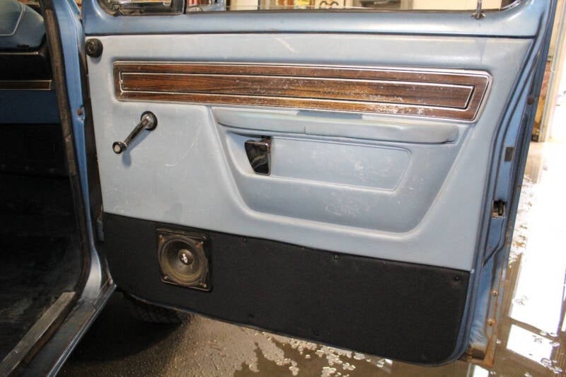 1977 Dodge D150 Pickup