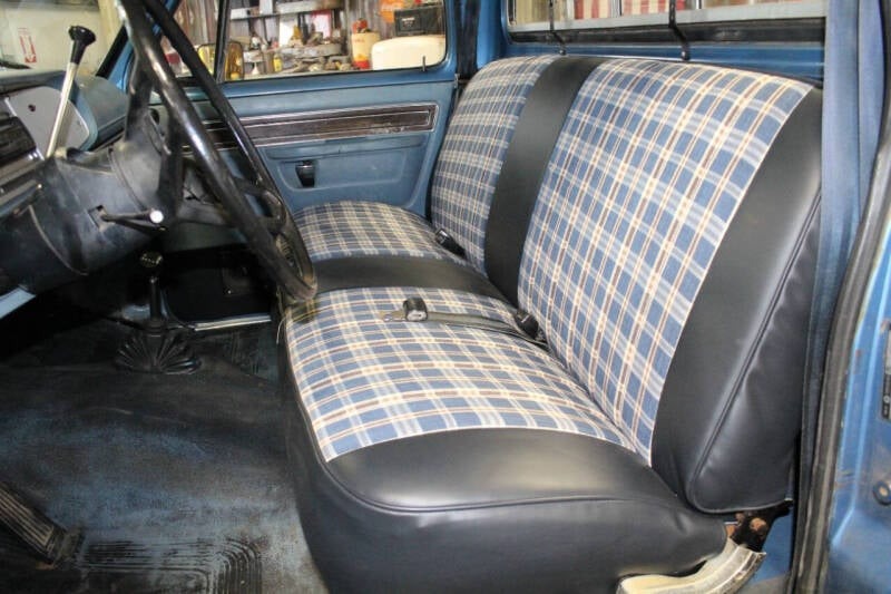 1977 Dodge D150 Pickup