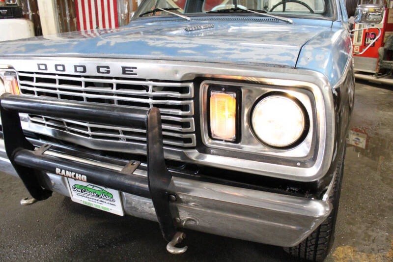 1977 Dodge D150 Pickup