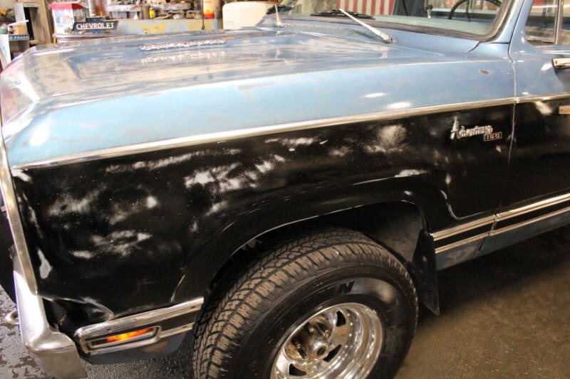 1977 Dodge D150 Pickup