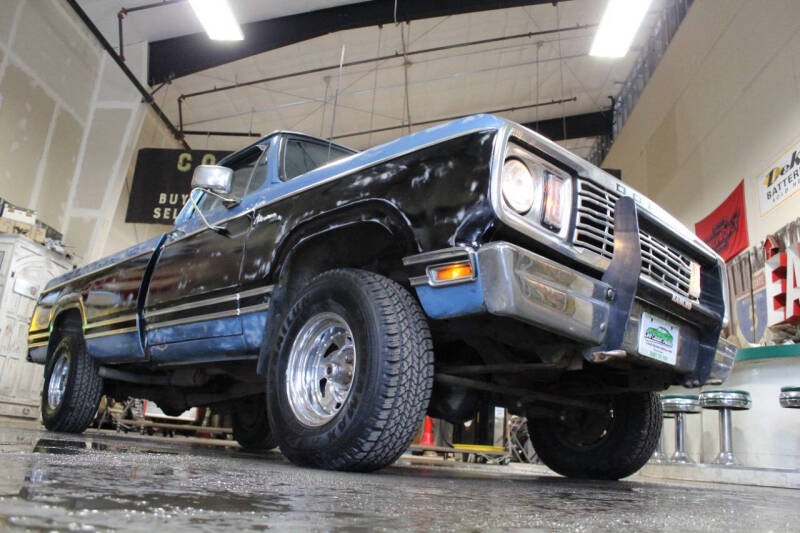 1977 Dodge D150 Pickup