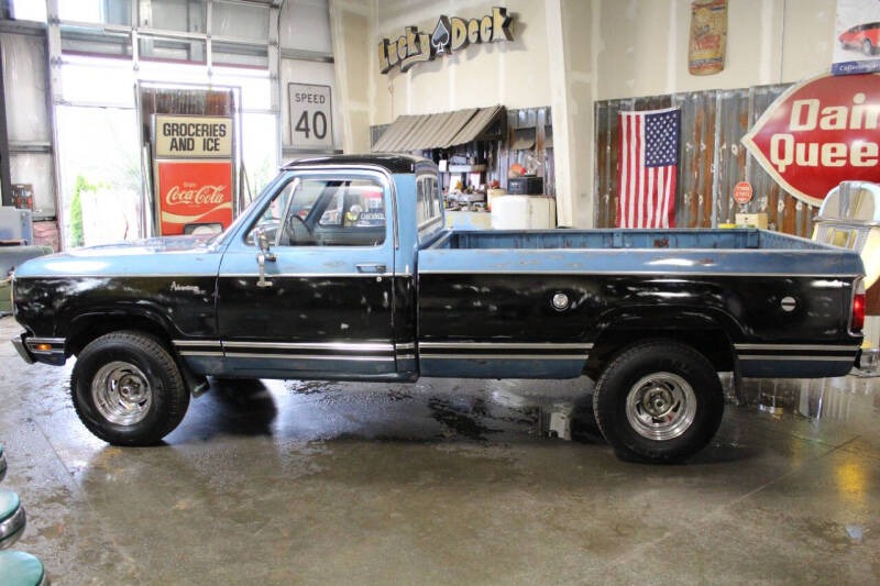 1977 Dodge D150 Pickup