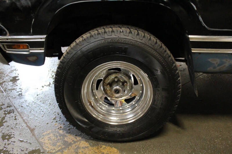 1977 Dodge D150 Pickup