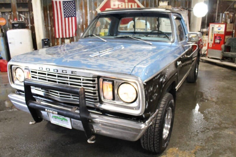 1977 Dodge D150 Pickup