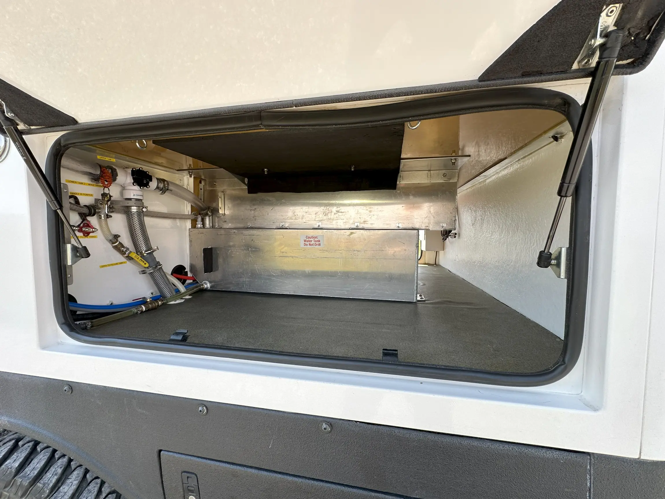 2015 EarthCruiser EXP 4×4