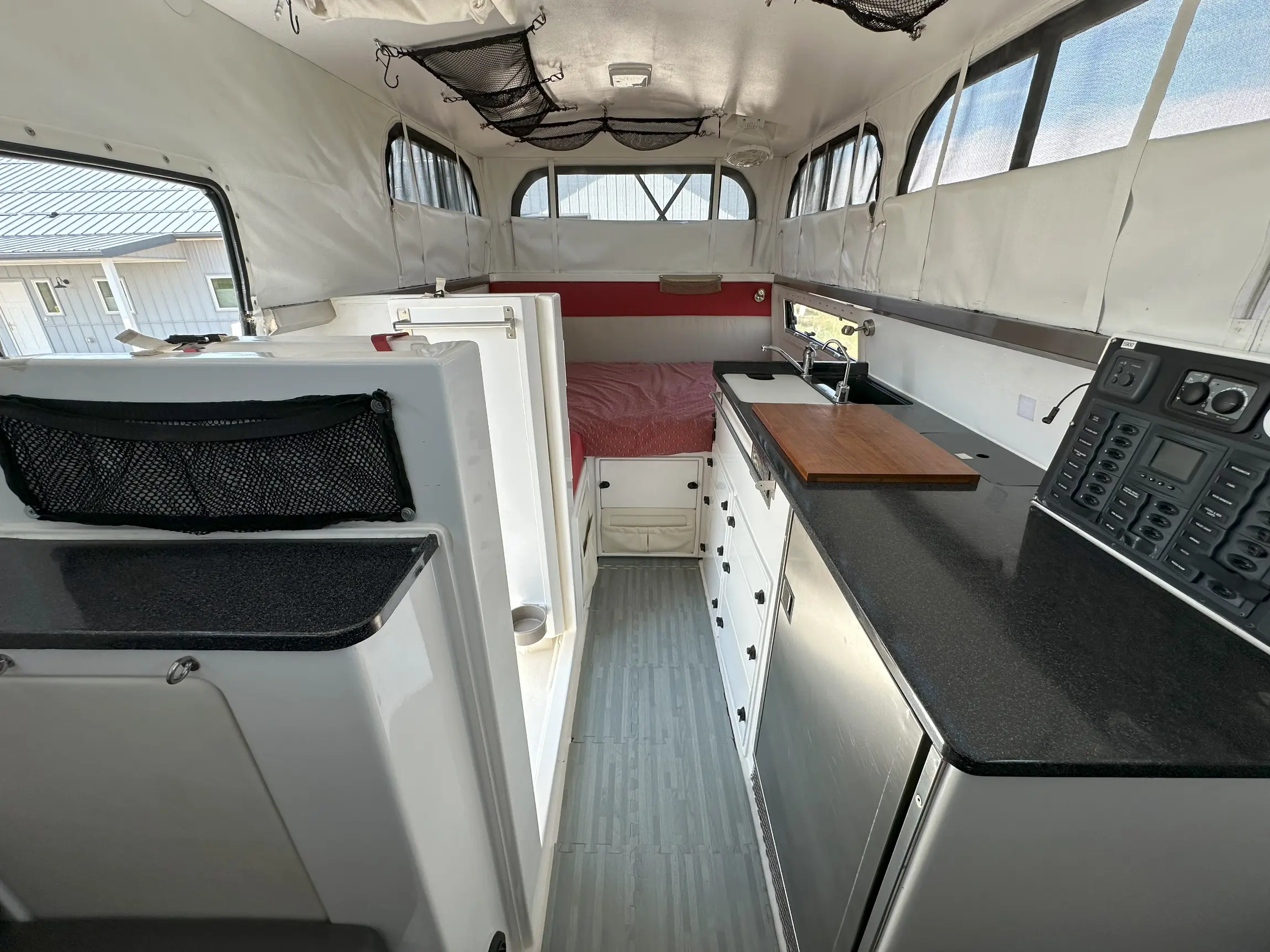 2015 EarthCruiser EXP 4×4