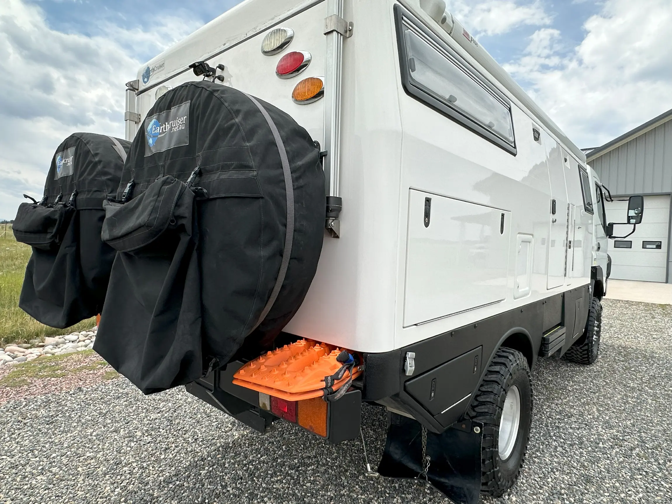 2015 EarthCruiser EXP 4×4