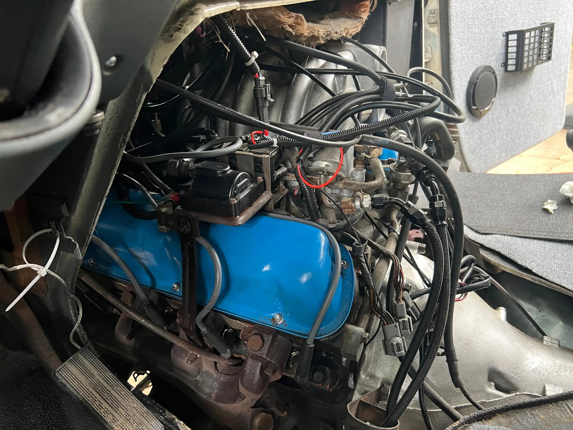 Modified 1991 Ford E-250 Camper Van - 2