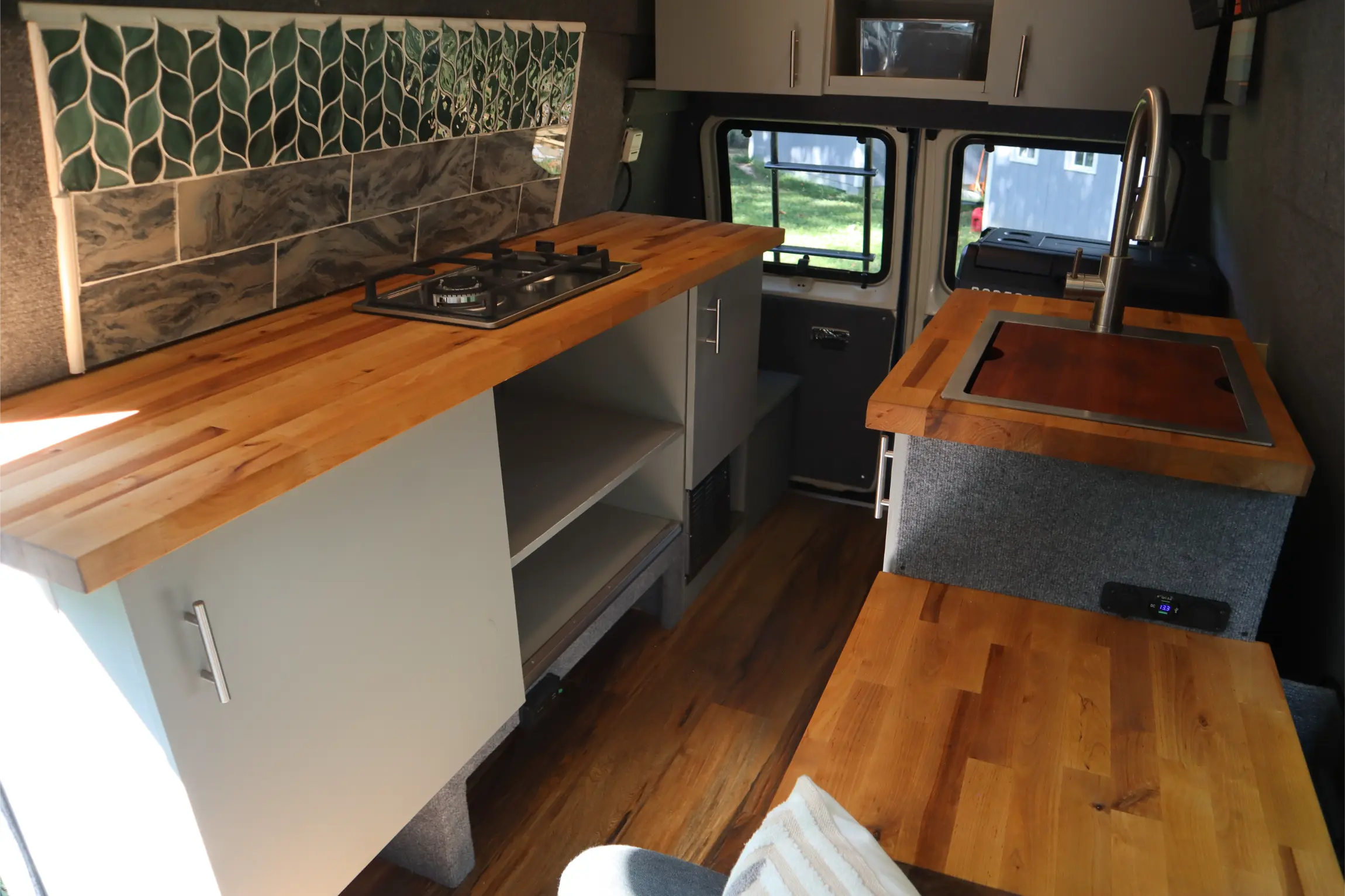 Modified 1991 Ford E-250 Camper Van