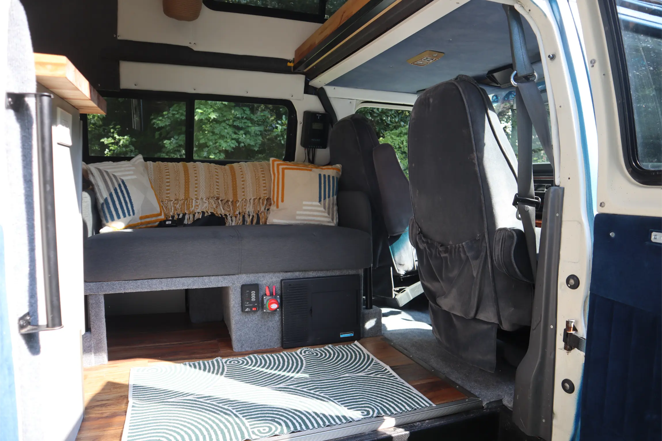 Modified 1991 Ford E-250 Camper Van