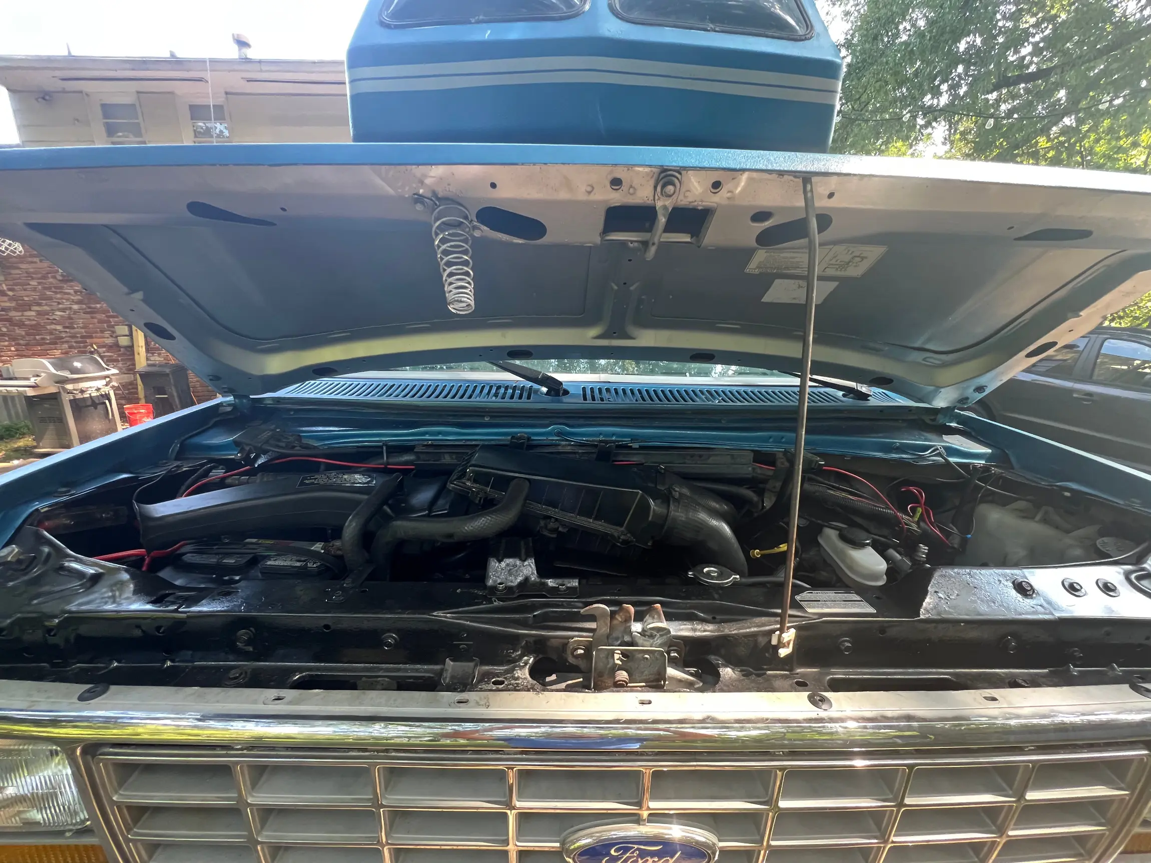 Modified 1991 Ford E-250 Camper Van - 4