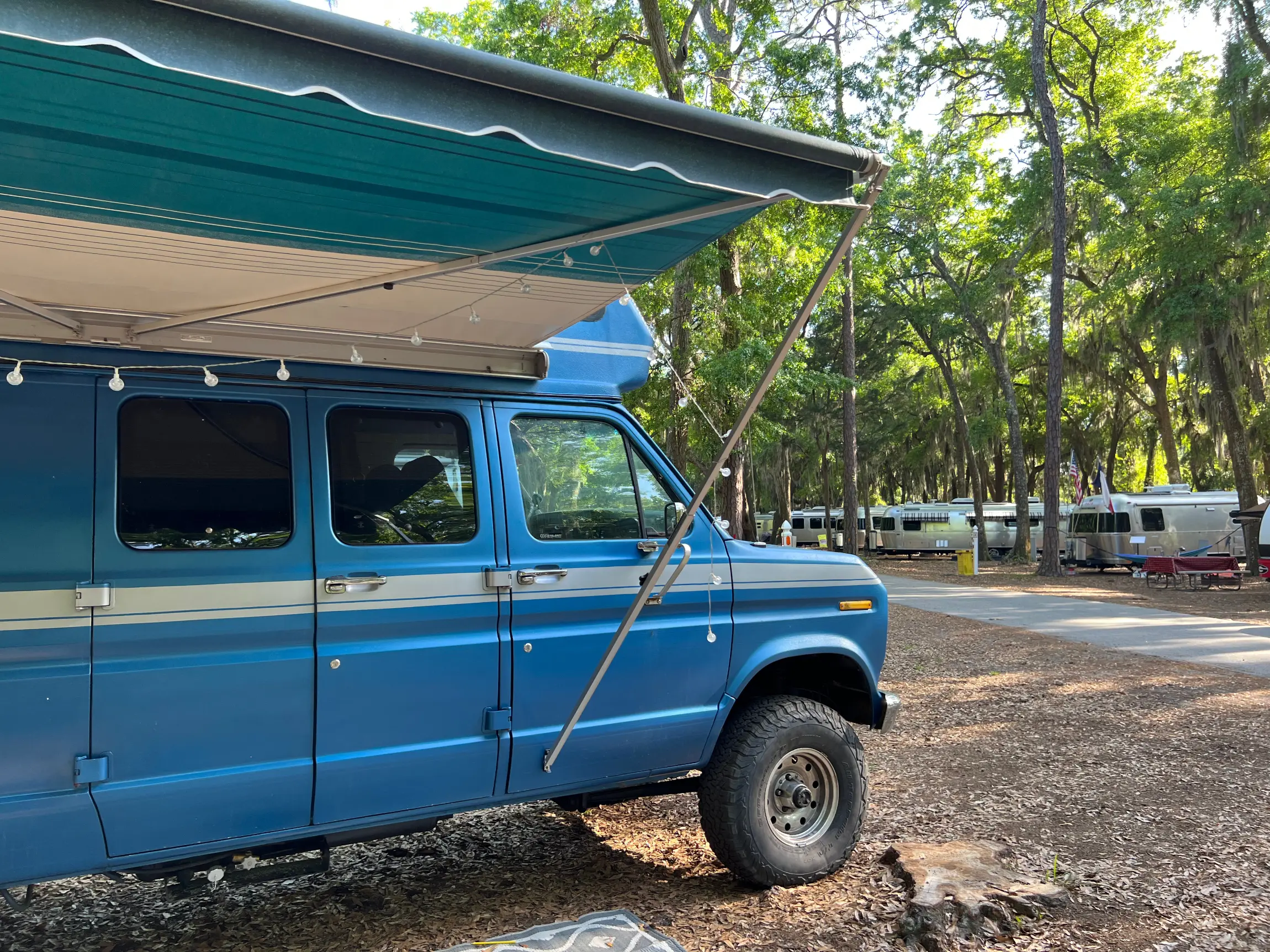 Modified 1991 Ford E-250 Camper Van