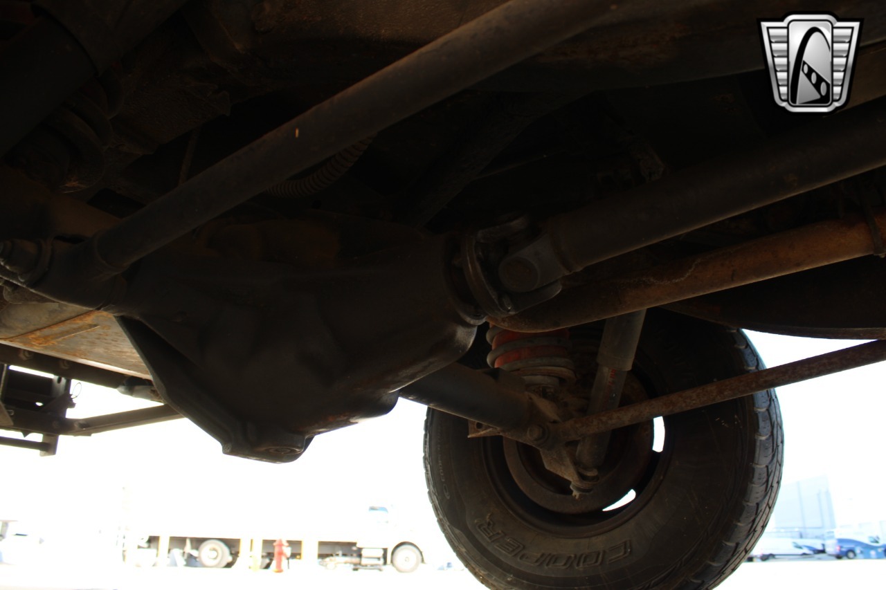 1988 Land Rover Defender 110 Adventure Truck