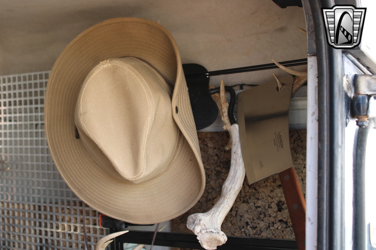 1988 Land Rover Defender 110 Adventure Truck