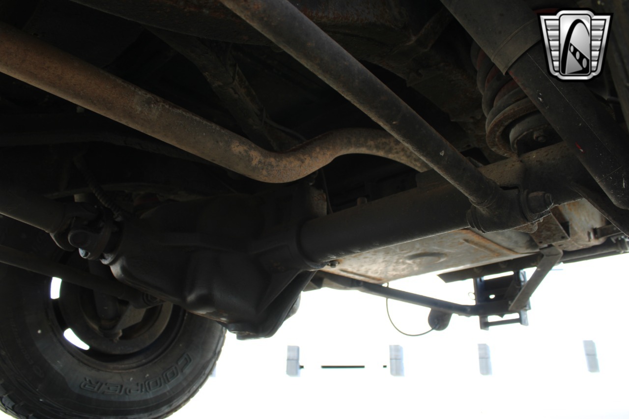 1988 Land Rover Defender 110 Adventure Truck