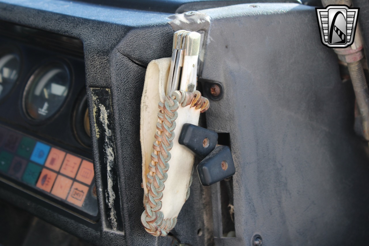 1988 Land Rover Defender 110 Adventure Truck