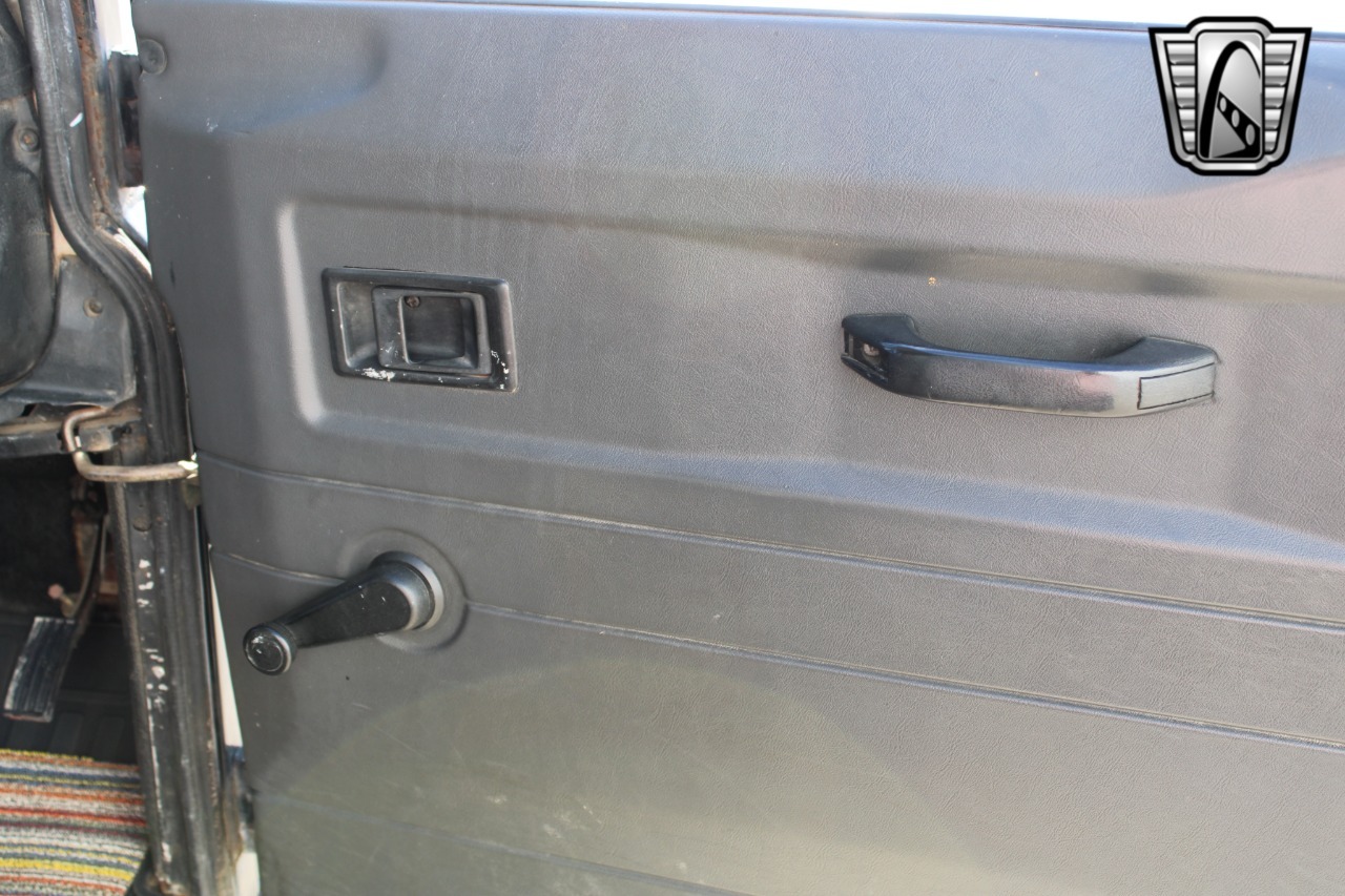 1988 Land Rover Defender 110 Adventure Truck