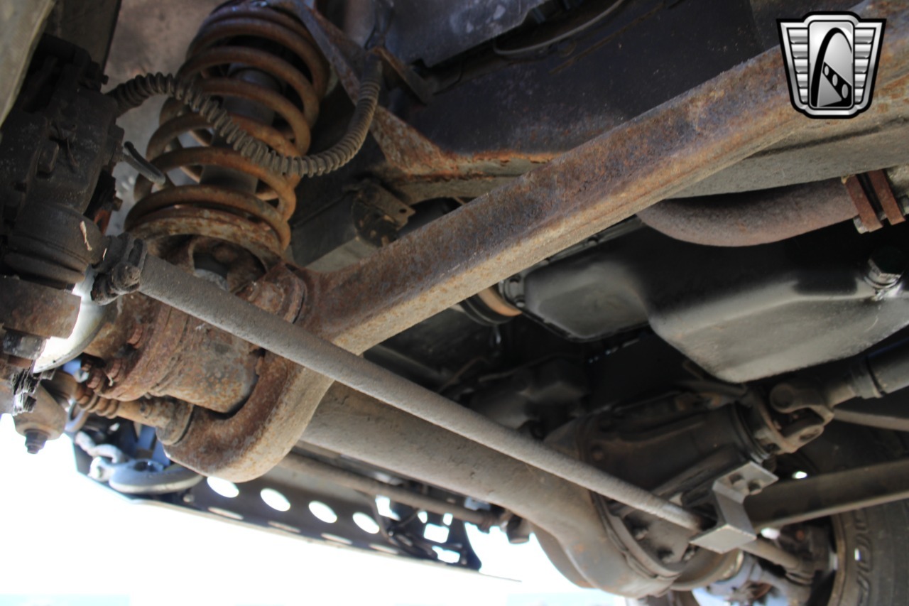 1988 Land Rover Defender 110 Adventure Truck